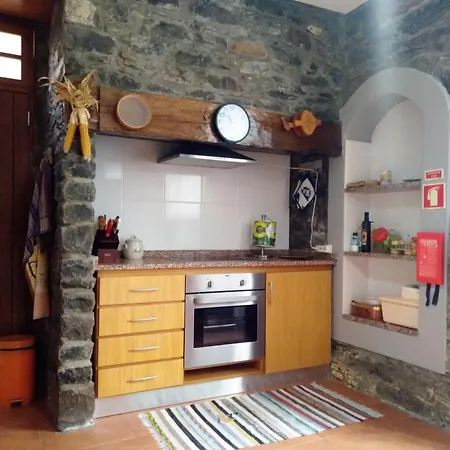 度假居 Quinta Do Serrado By Interhome